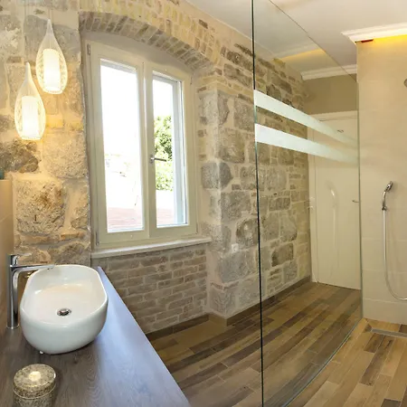 Aspalathos 4* Split