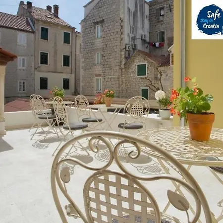 Aspalathos Hotel 4*
