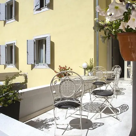 Aspalathos Hotel
