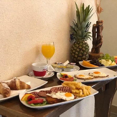 Ξενοδοχείο Aspalathos 4*